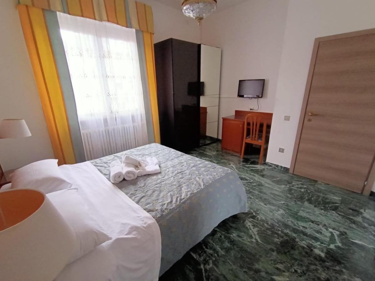 Domus Cesena Otel Dış mekan fotoğraf