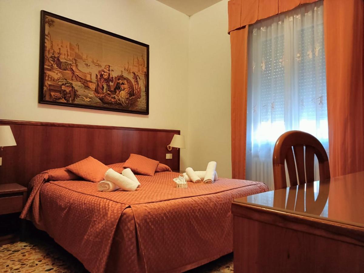 Domus Cesena Otel Dış mekan fotoğraf
