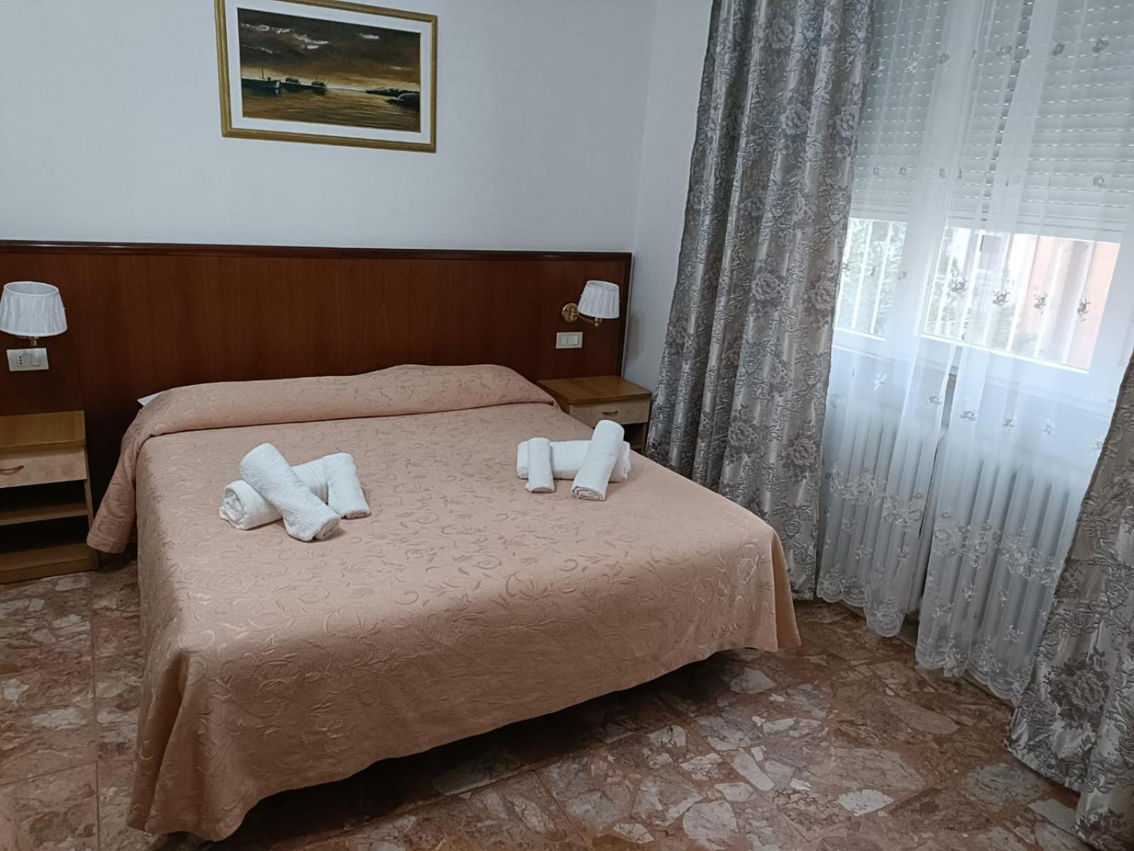 Domus Cesena Otel Dış mekan fotoğraf