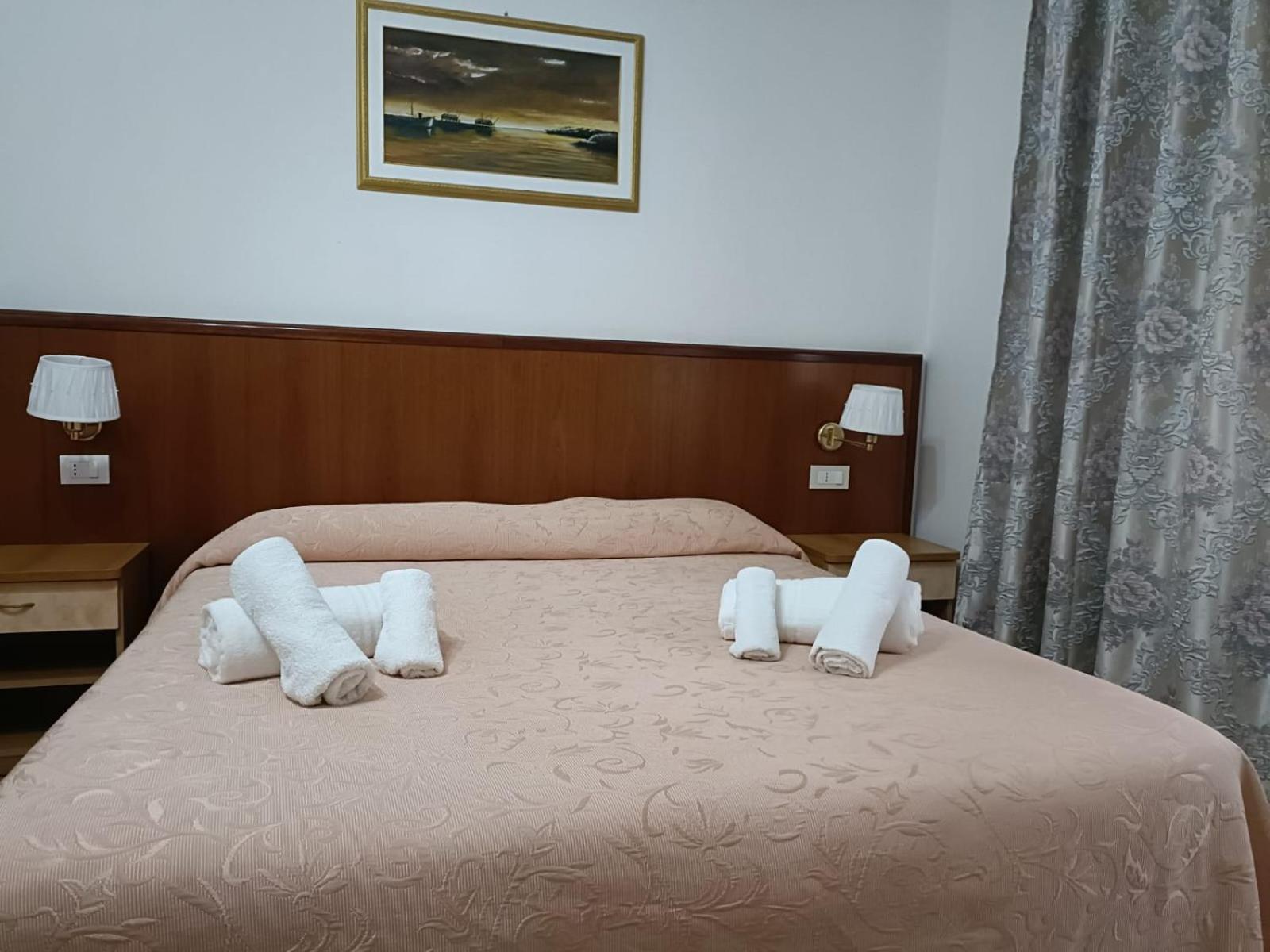 Domus Cesena Otel Dış mekan fotoğraf